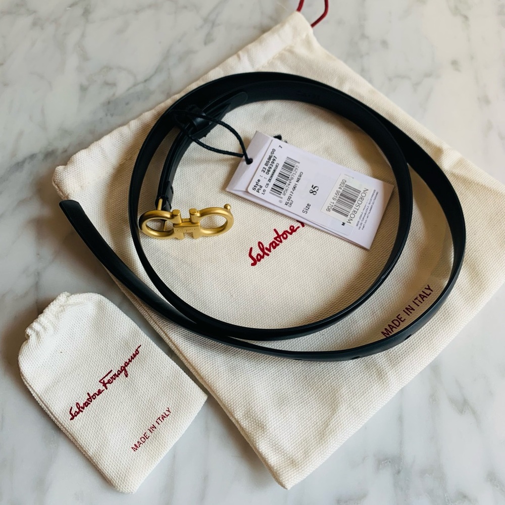 NWT💚 Salvatore Ferragamo belt for women 85